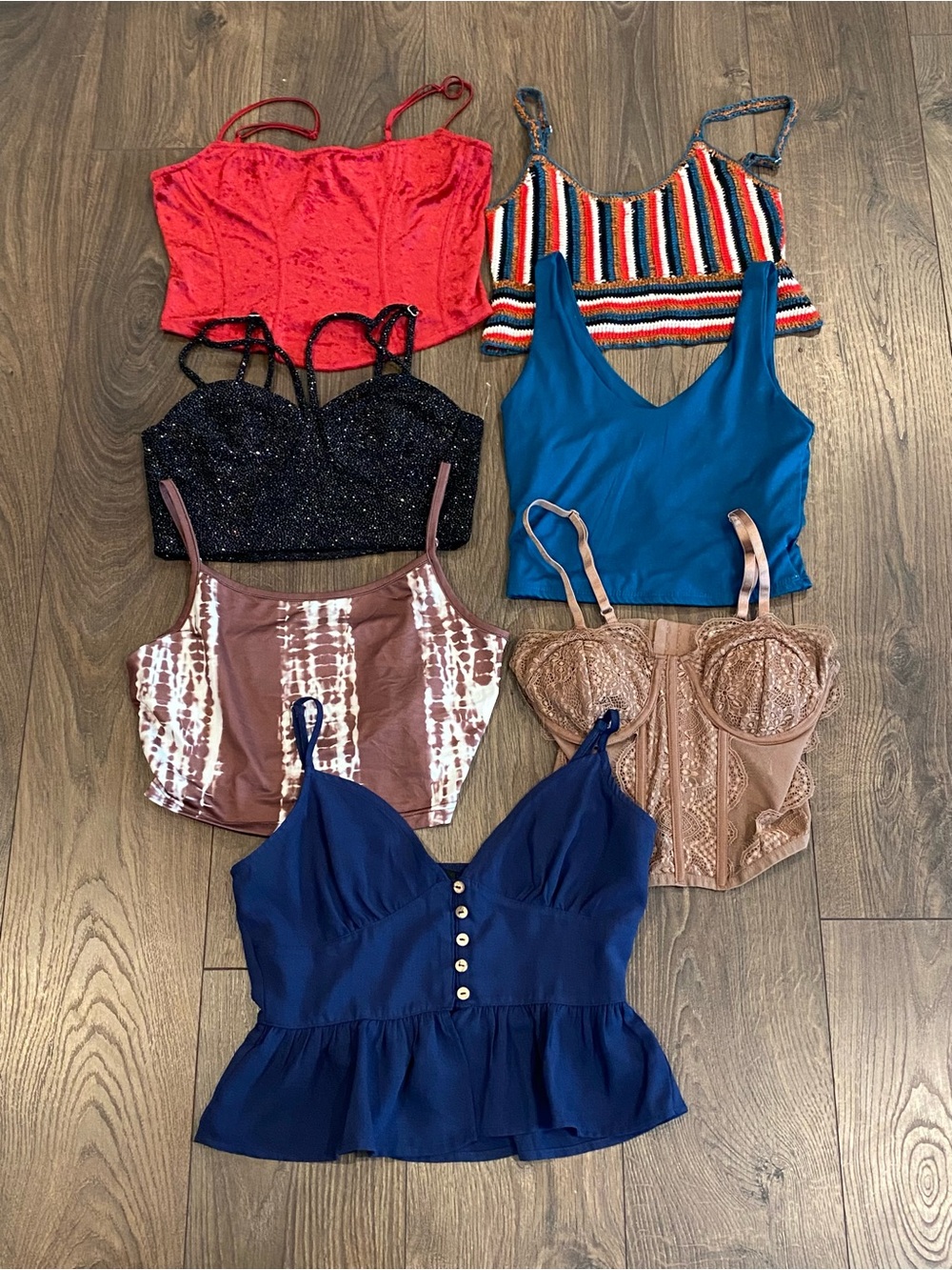 Bundle of 7 Crop Tops. Size Small.